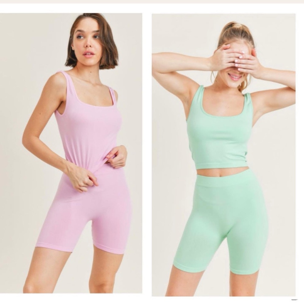 NWT Chic Mint Activewear Set SPORT-intimate set
